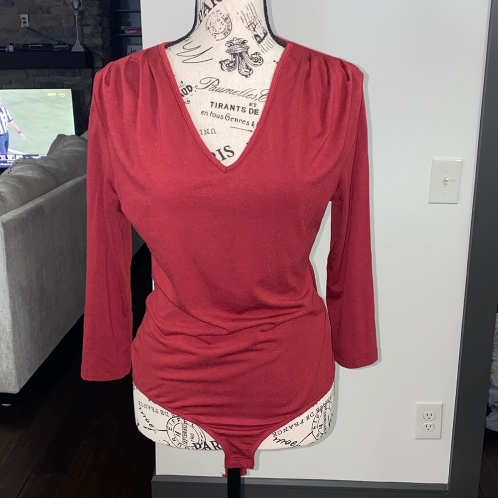 New Crimson/Maroon NY&Co Bodysuit Blouse w/ruched shoulders